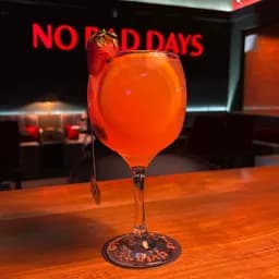 Gin Red Hot